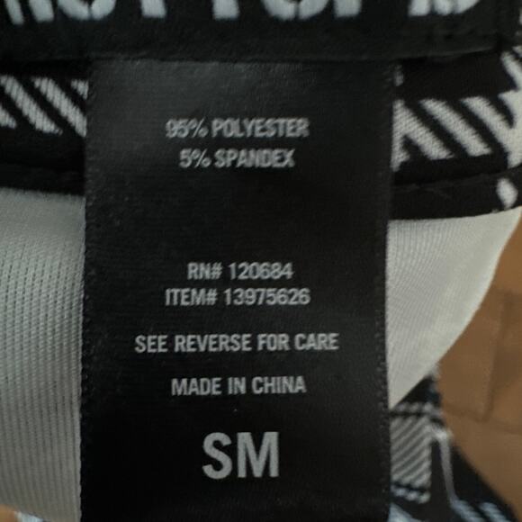 Hot Topic Black & White Plaid O-Ring Skater Skirt size small - Picture 10 of 10